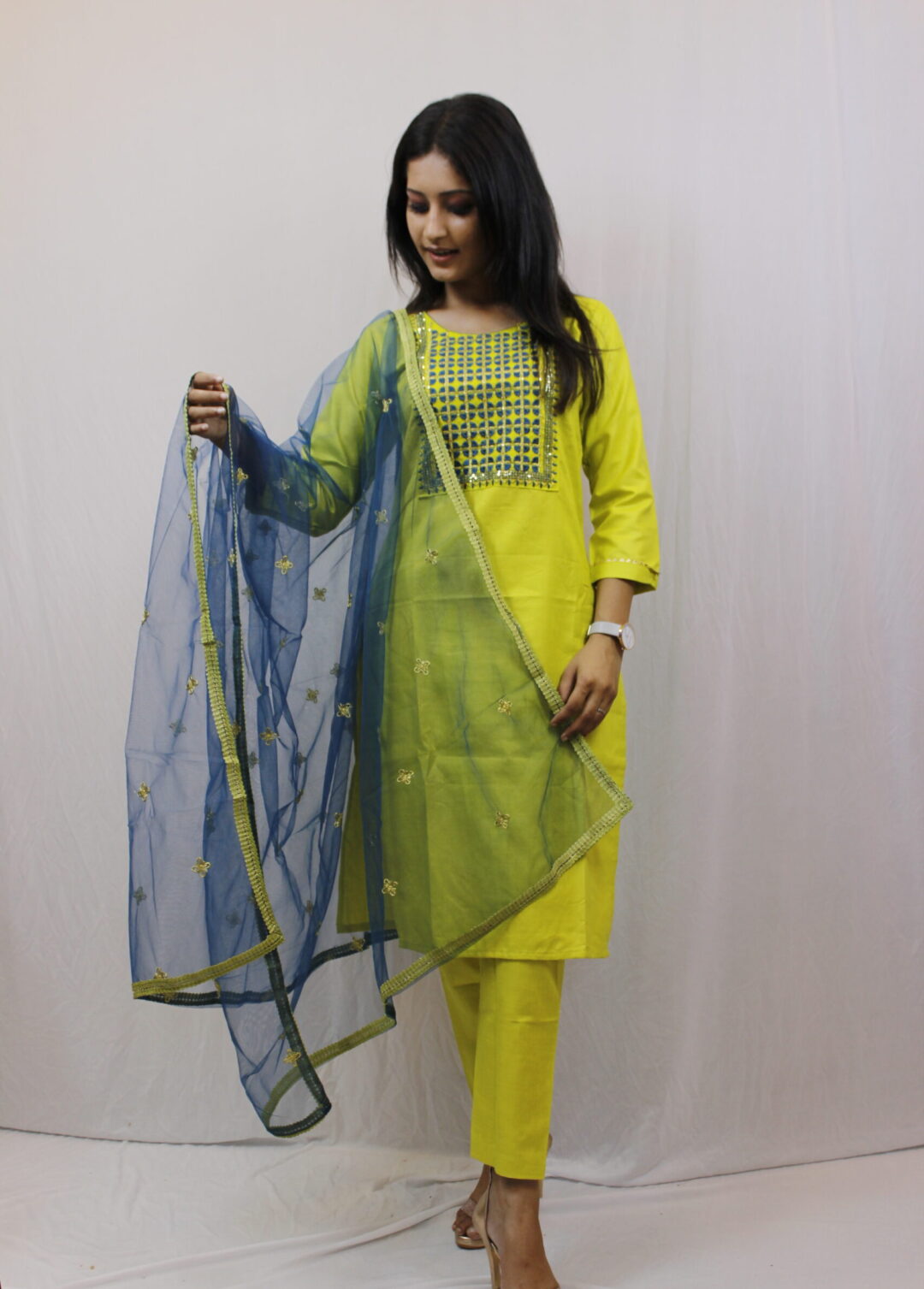 Parrot Green Kurta Set With Embroidery Work