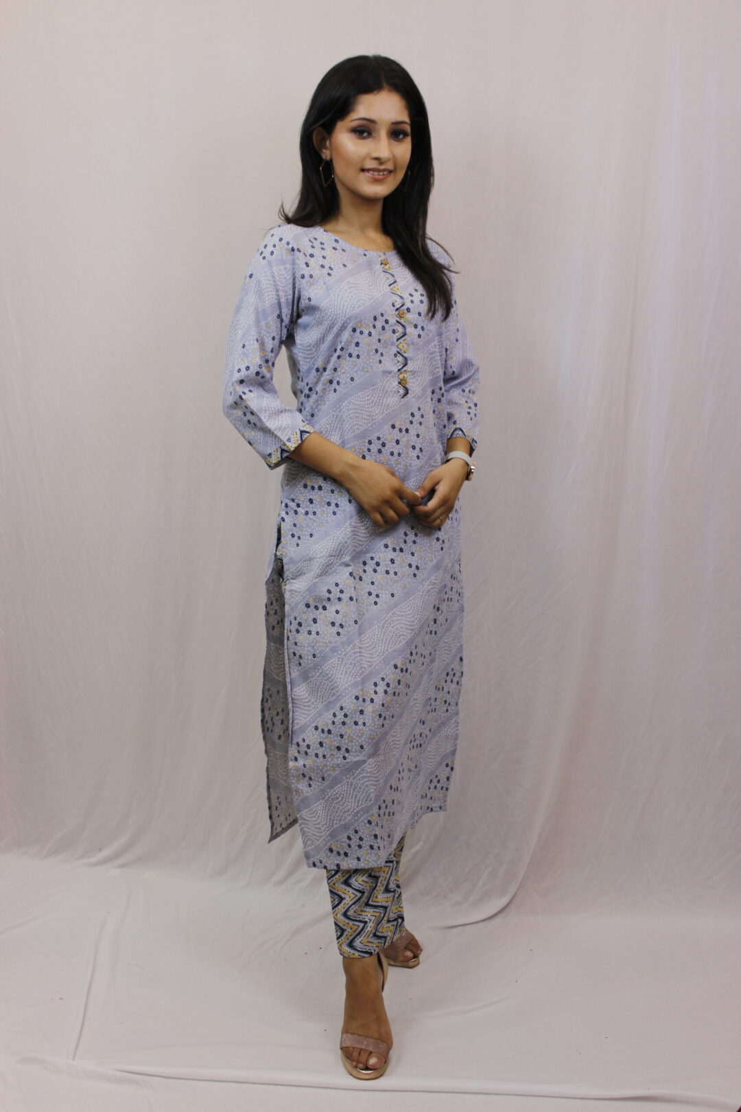 Grey Printed Kurta Set - Image 3