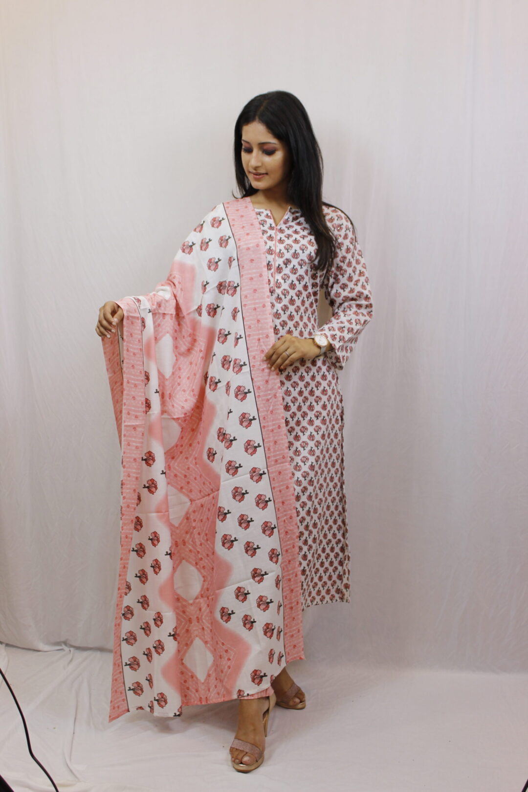 Pink Printed Cotton Kurta Pant