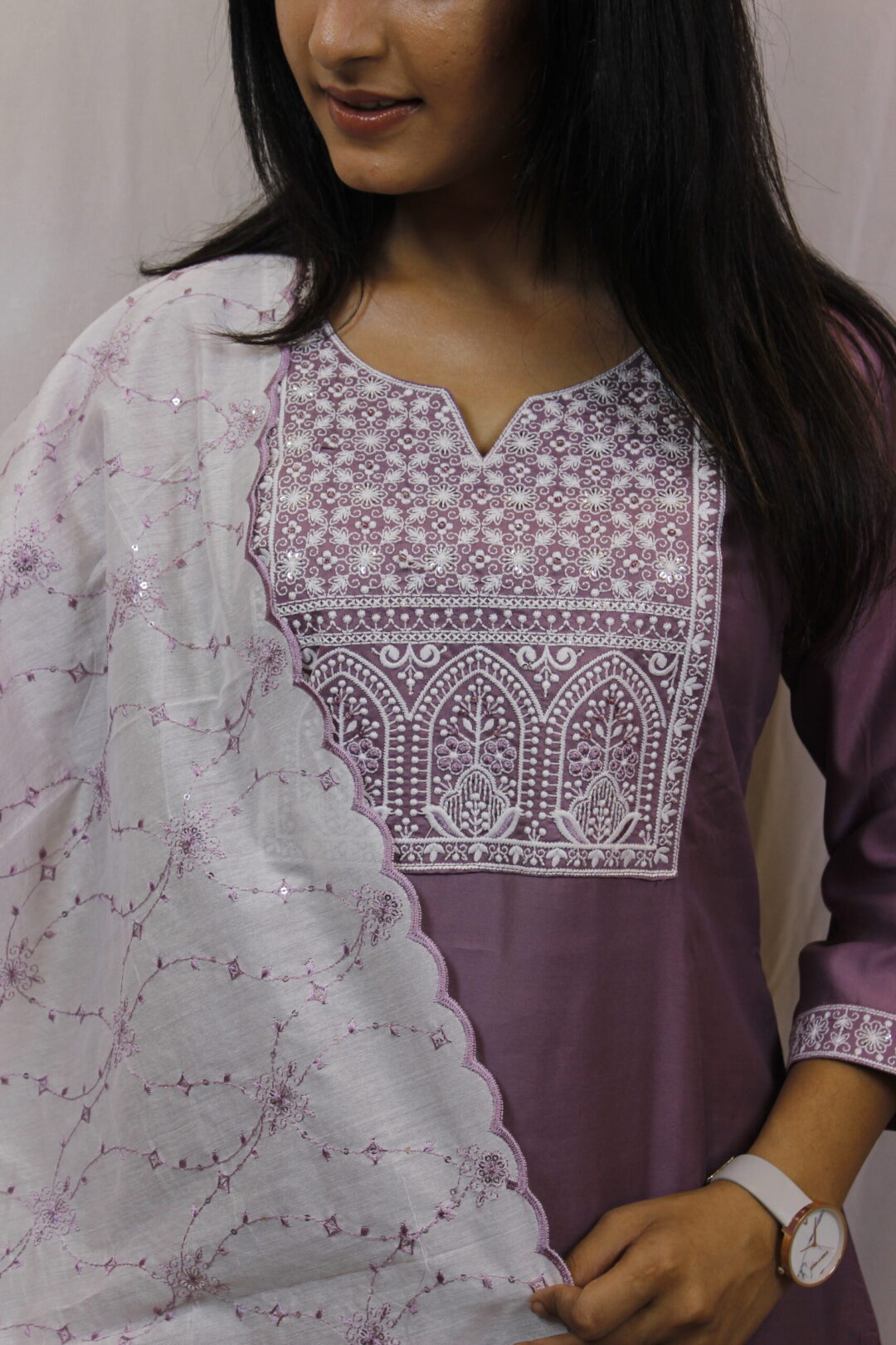Lilac Kurta Set With Sitara And Thread Work - Image 4