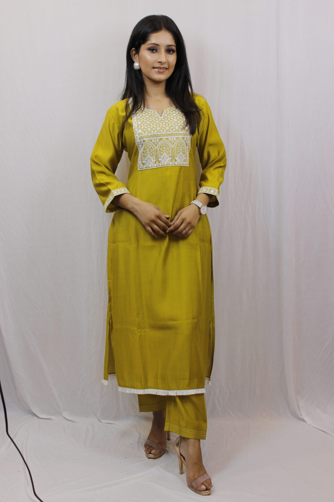 Mehndi Kurta Set With Sitara And Thread Work - Image 3