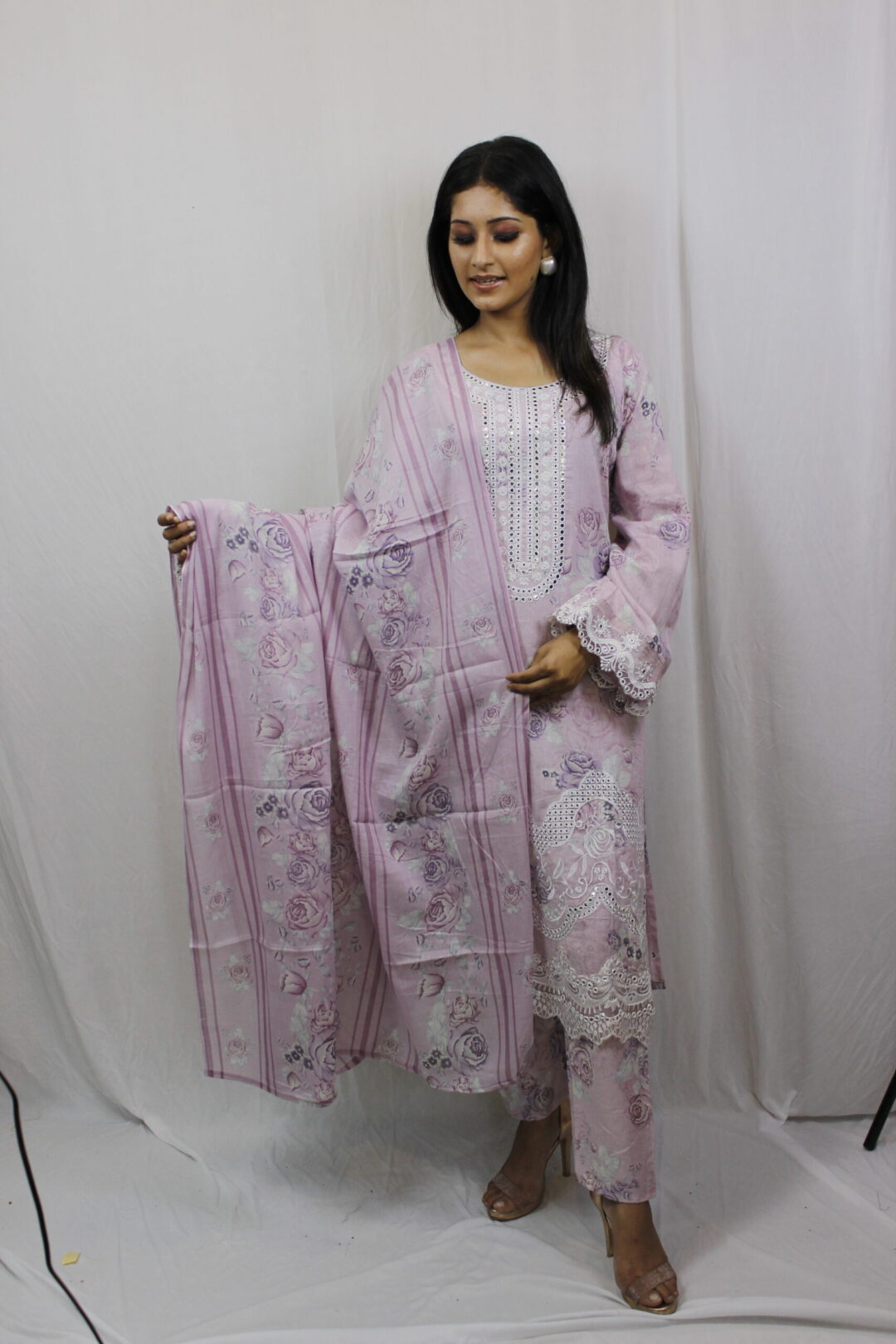 Lilac Printed Kurta Set - Image 4