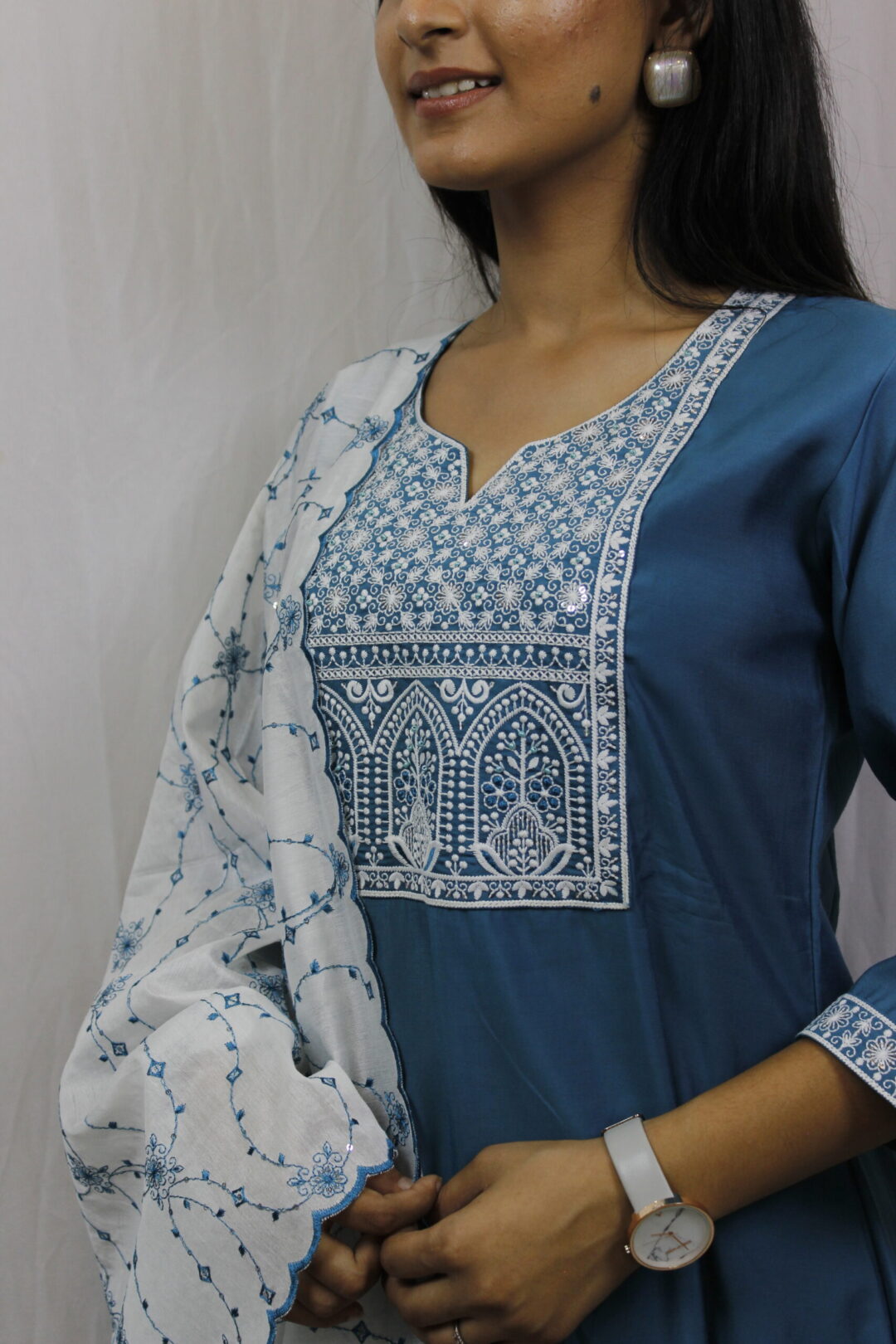 Teal Blue Kurta Set With Sitara And Thread Work - Image 4