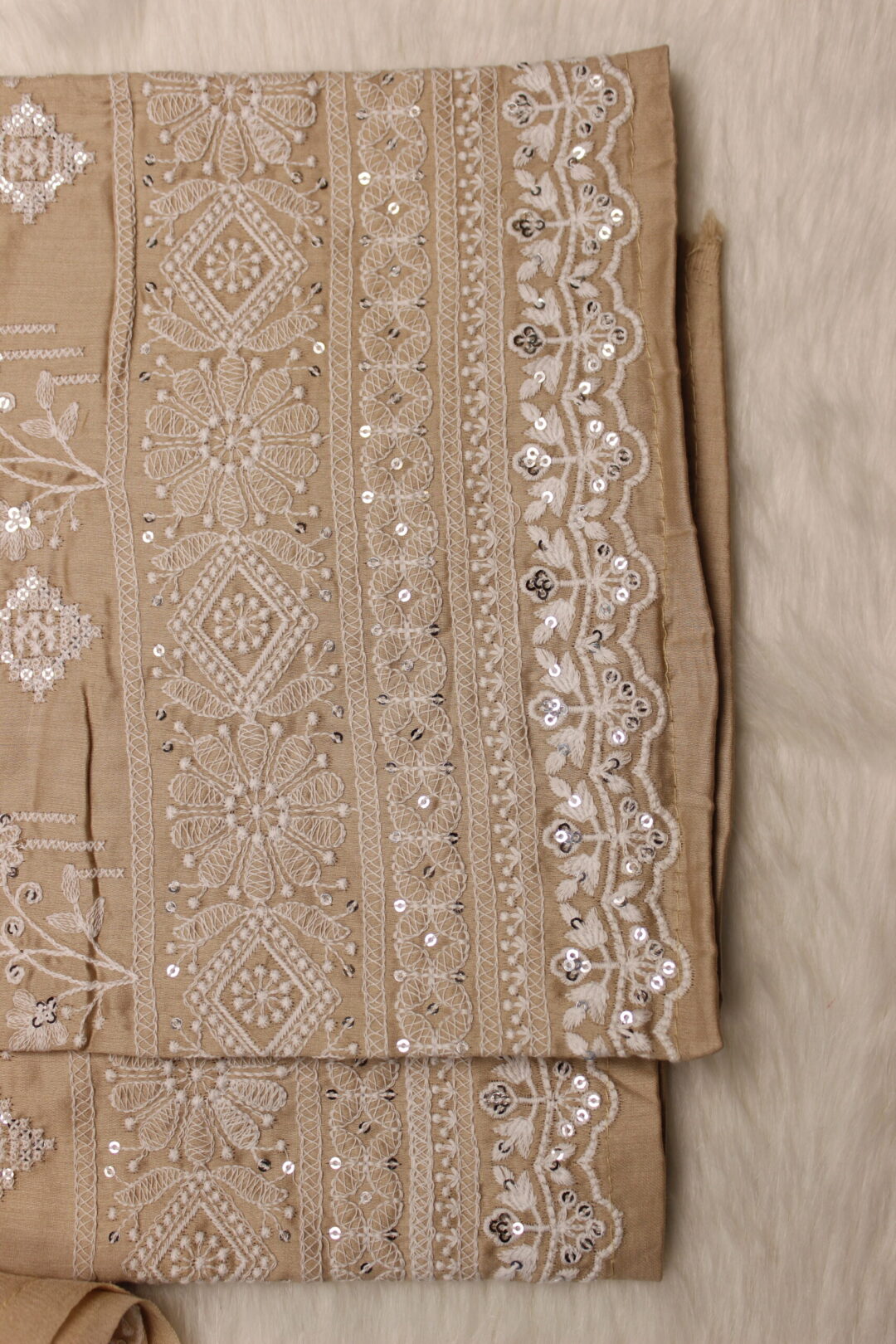 Cream Silk Saree - Image 3