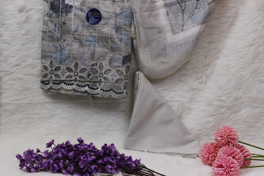 Dark Grey Silk Saree - Image 4