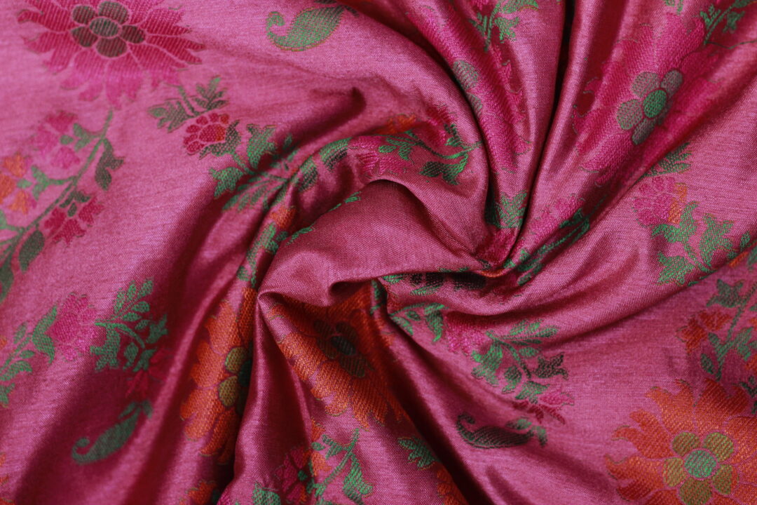 Divrat Beautiful Print Saree - Image 3